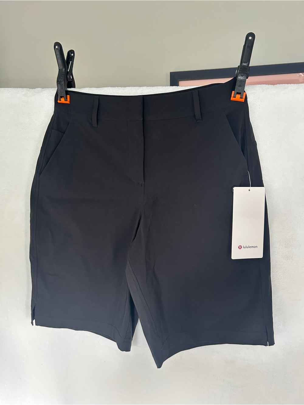 lululemon athletica Womens Black stretch twill Bermuda Golf Short 10"